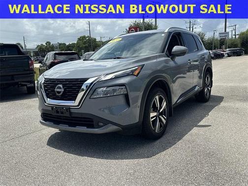 2022 Nissan Rogue SL