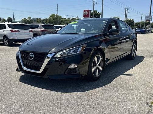 2021 Nissan Altima 2.5 SV