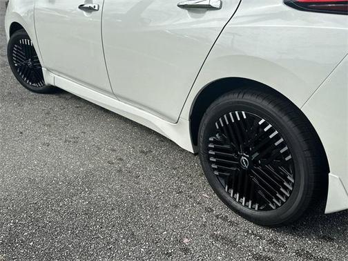 2025 Nissan Leaf SV PLUS