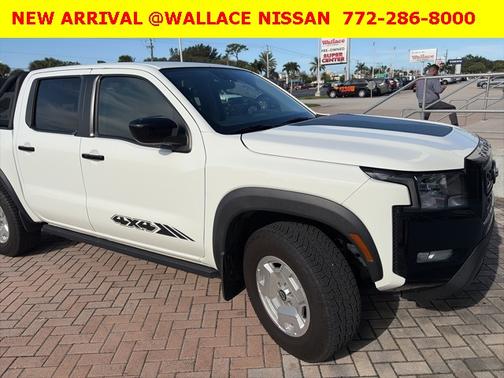 2024 Nissan Frontier SV