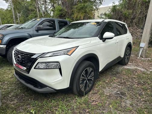 White 2023 Nissan Rogue SV