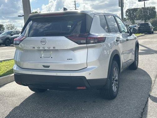 2025 Nissan Rogue S