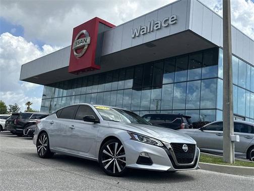 2022 Nissan Altima 2.0 SR