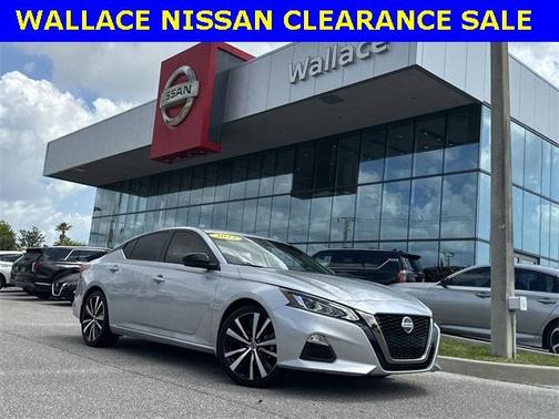 2022 Nissan Altima 2.0 SR