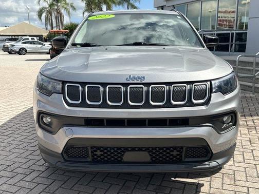 2022 Jeep Compass Latitude Lux