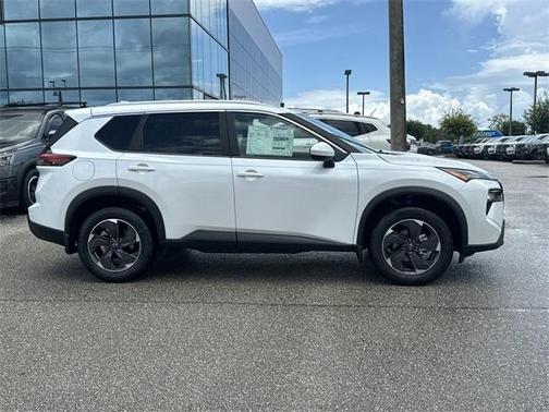 2025 Nissan Rogue SV