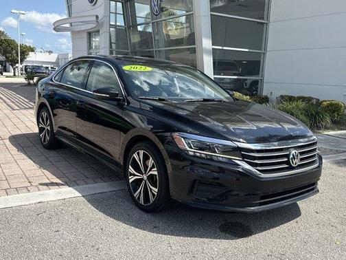 2022 Volkswagen Passat 2.0T SE