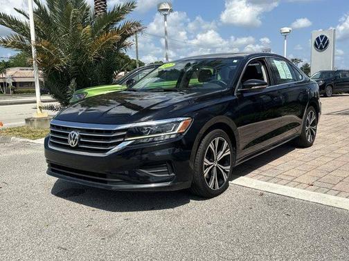 2022 Volkswagen Passat 2.0T SE