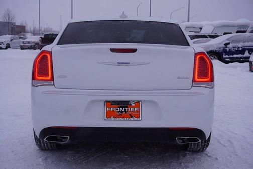 Bright White Clearcoat 2023 Chrysler 300 Touring