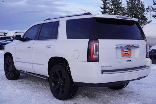 White Frost Tricoat 2019 GMC Yukon Denali