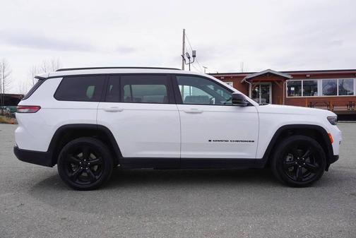Bright White Clearcoat 2024 Jeep Grand Cherokee L Limited