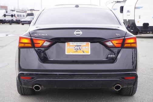 Super Black 2024 Nissan Altima 2.5 SL