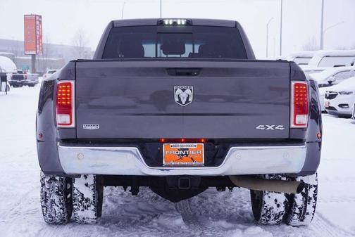 Granite Crystal Metallic Clearcoat 2017 RAM 3500 Laramie