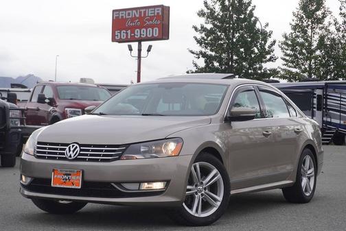 Titanium Beige 2015 Volkswagen Passat 2.0L TDI DSG SEL Premium