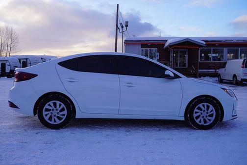Quartz White Pearl 2019 Hyundai ELANTRA SE