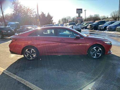 2021 Hyundai ELANTRA SEL