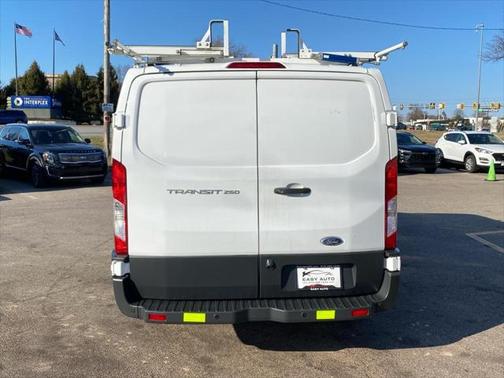 2018 Ford Transit-250 Base