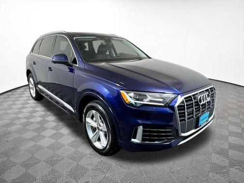 Navarra Blue Metallic 2022 Audi Q7 45 Premium