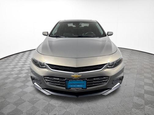 Pepperdust Metallic 2017 Chevrolet Malibu Premier