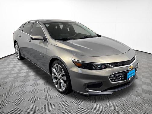 Pepperdust Metallic 2017 Chevrolet Malibu Premier