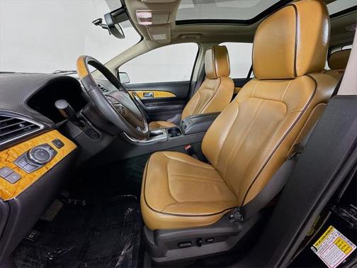 2012 Lincoln MKX Base