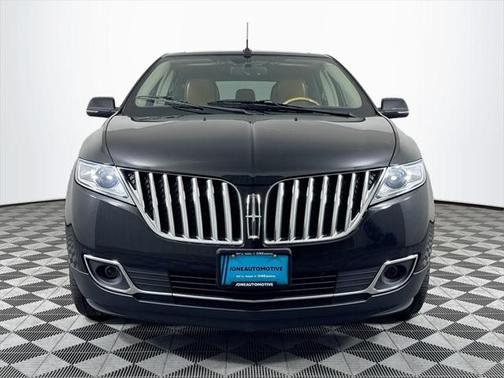 2012 Lincoln MKX Base