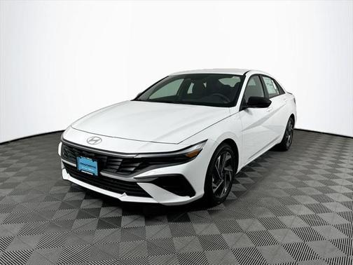 2025 Hyundai ELANTRA Sport