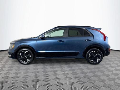 Mineral Blue 2025 Kia Niro EV Wave