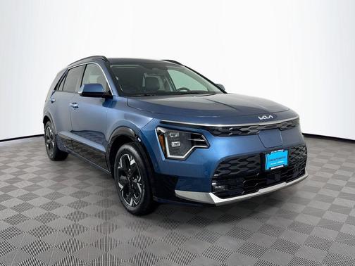 Mineral Blue 2025 Kia Niro EV Wave