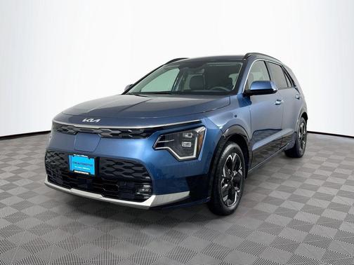 Mineral Blue 2025 Kia Niro EV Wave