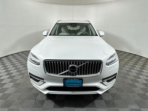 2023 Volvo XC90 B6 Plus 7-Seater