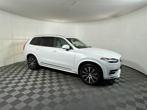 2023 Volvo XC90 B6 Plus 7-Seater
