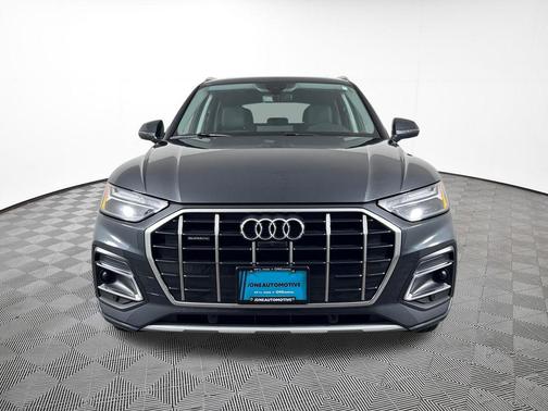 Manhattan Gray Metallic 2022 Audi Q5 40 Premium Plus