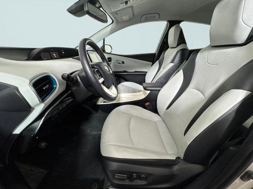 Titanium 2019 Toyota Prius Prime Advanced