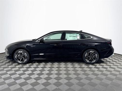 2026 Hyundai SONATA SEL