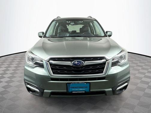Jasmine Green Metallic 2017 Subaru Forester 2.5i Touring