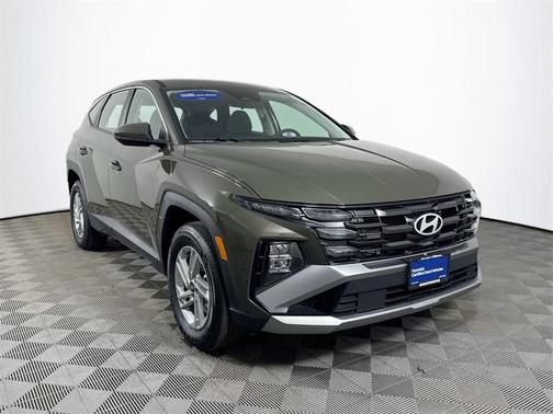 2025 Hyundai TUCSON SE