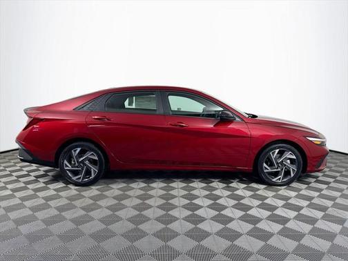 2025 Hyundai ELANTRA Sport