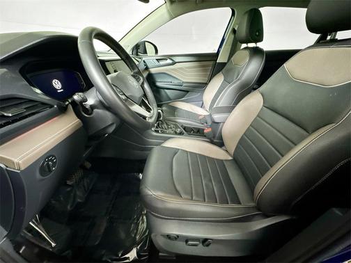 2024 Volkswagen Taos 1.5T SEL