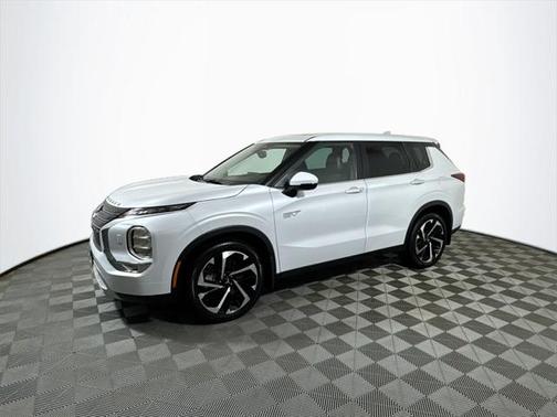 2023 Mitsubishi Outlander PHEV SE S-AWC