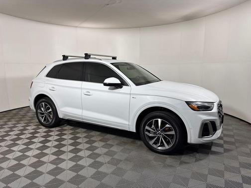 2022 Audi Q5 45 S line Prestige