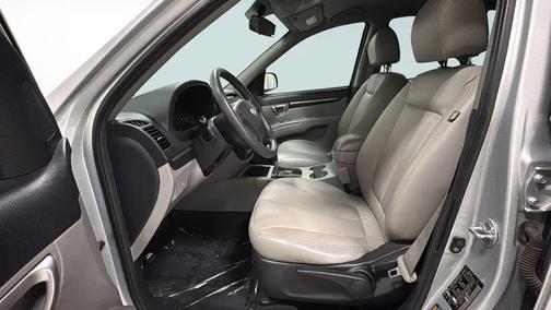 Radiant Silver Metallic 2009 Hyundai SANTA FE GLS