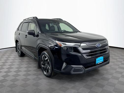 Crystal Black Silica 2025 Subaru Forester Limited