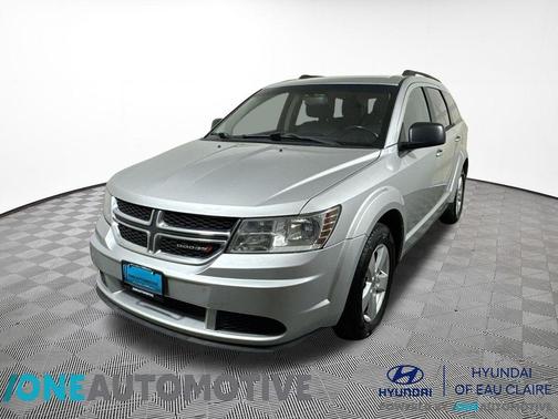 Bright Silver Metallic Clearcoat 2013 Dodge Journey SE