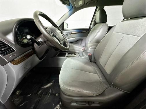 2011 Hyundai SANTA FE SE