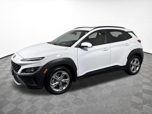 Lunar White 2023 Hyundai KONA SEL