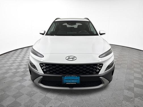 Lunar White 2023 Hyundai KONA SEL