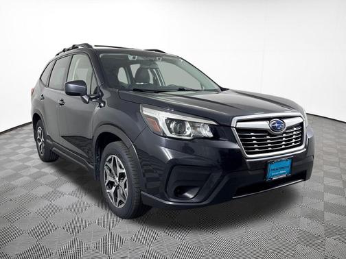 Dark Gray Metallic 2019 Subaru Forester Premium