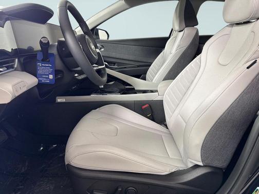 Abyss 2026 Hyundai ELANTRA Limited