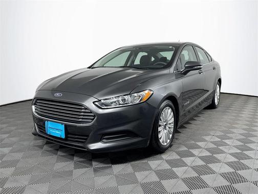 2015 Ford Fusion Hybrid SE